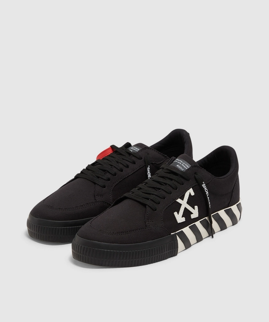 Off White Low vulc canvas sneaker